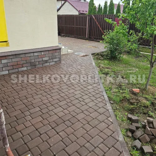 укладка тротуарной плитки картинка 20